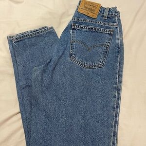 Vintage Levi 950 Jeans. Size 8